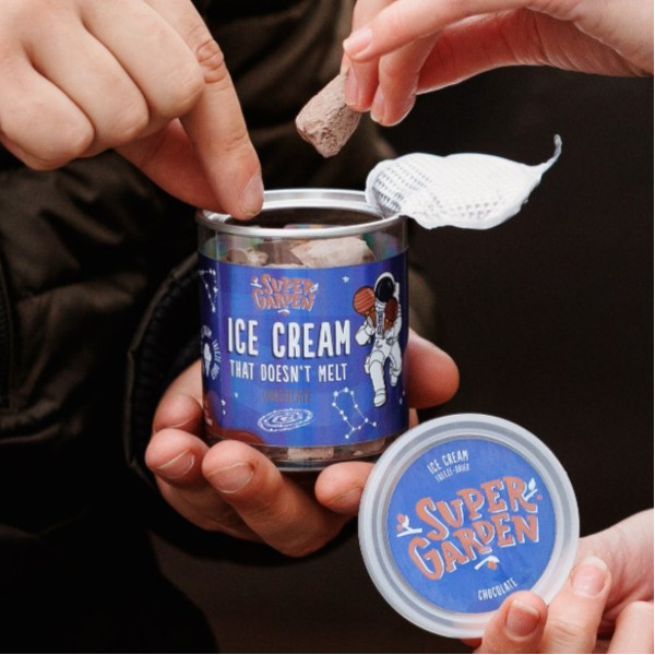 SUPER GARDEN Freeze-Dried Chocolate Ice Cream, 40g