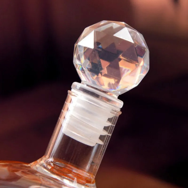 Glass Decanter "Skull" (1000ml) Glass Decanter "Skull" (1000ml)