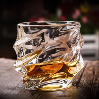Whiskey Glass "OPULENT ELEGANCE"