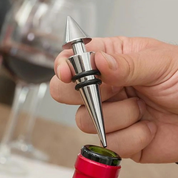 Wine Tool Set in a Bottle (5 Pieces)