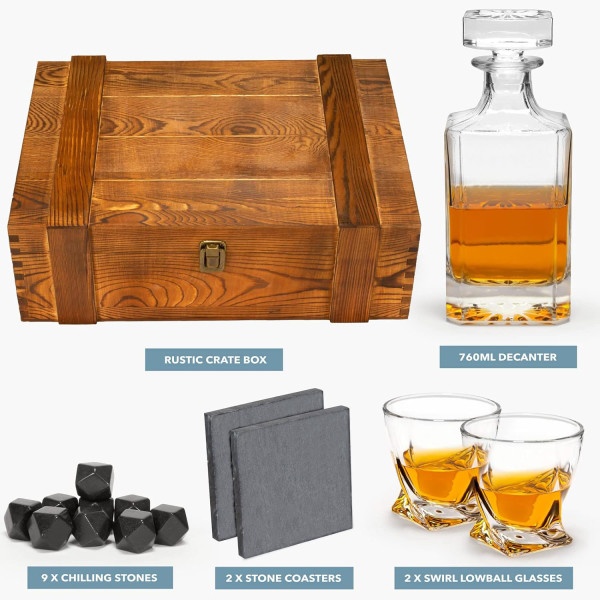 Whisky set in a wooden box "TORNADO"