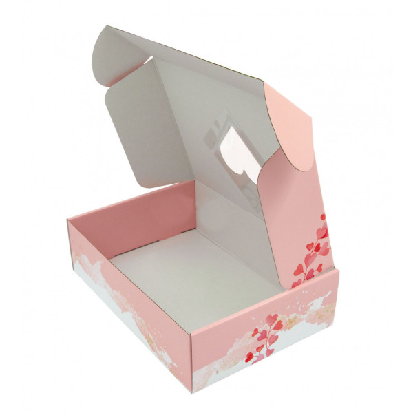 Gift box with heart-shaped window 305x215x85mm Gift box with heart-shaped window 305x215x85mm
