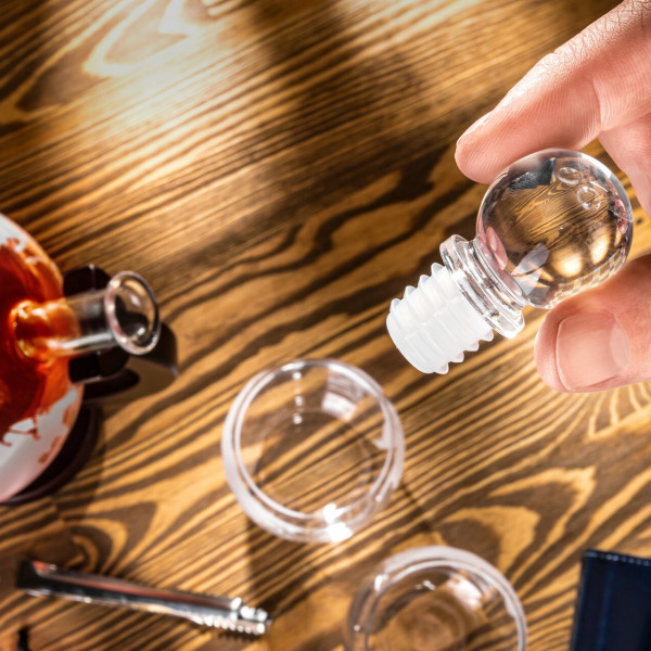 Globe-shaped carafe with 2 glasses DELUXE