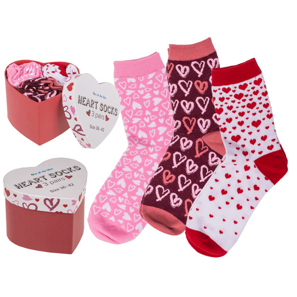 Women's socks set "Hearts" in a gift box (3 pairs) Women's socks set "Hearts" in a gift box (3 pairs)