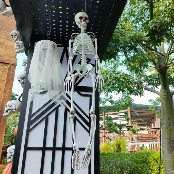 Decoration "Skeleton" (90cm)