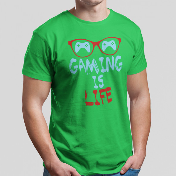 T-shirt "Gaming is life"