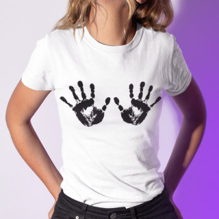 Women's T-shirts "Itchy palms"