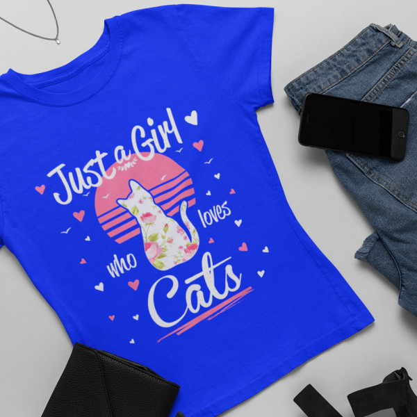 Women's T-shirt "Just a girl who loves cats"