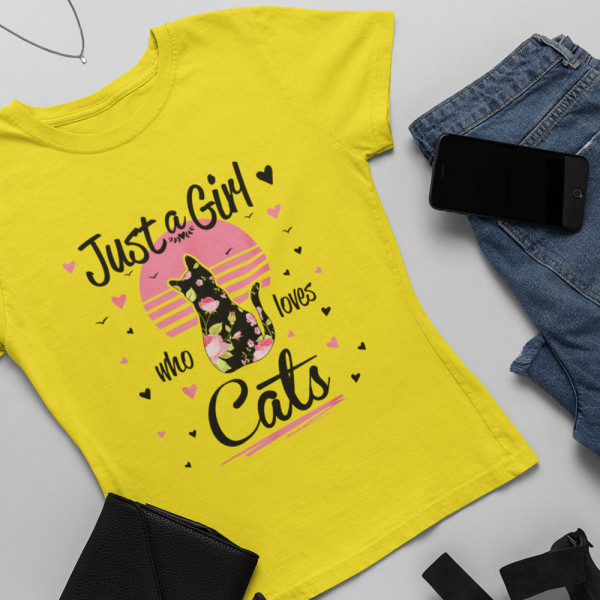 Women's T-shirt "Just a girl who loves cats"