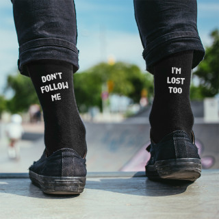 Socks with print on the back "Don't follow me"