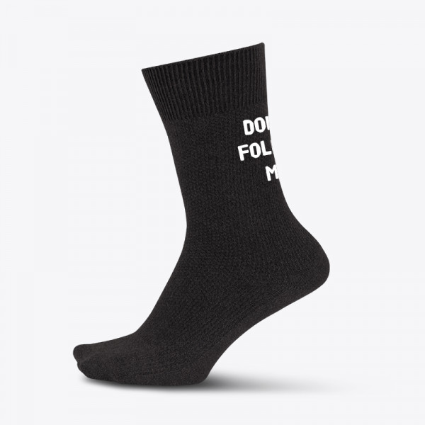 Socks with print on the back "Don't follow me"