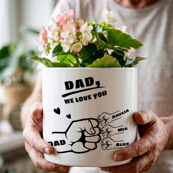 Ceramic pot "Dad and Children" with the children’s names