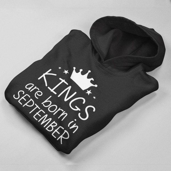 Sweatshirt "Kings are born" with your selected month Sweatshirt "Kings are born" with your selected month