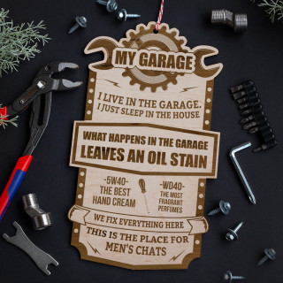 Engraved wooden plaque "My garage"