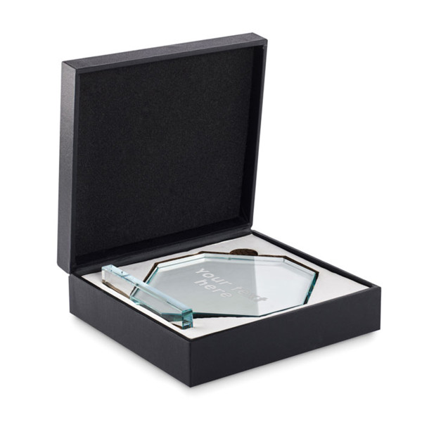 Glass trophy in a gift box "RUMBO" with your selected text Glass trophy in a gift box "RUMBO" with your selected text