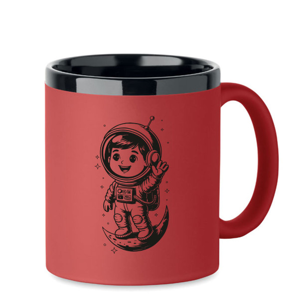 Engraved mug "He is an astronaut"