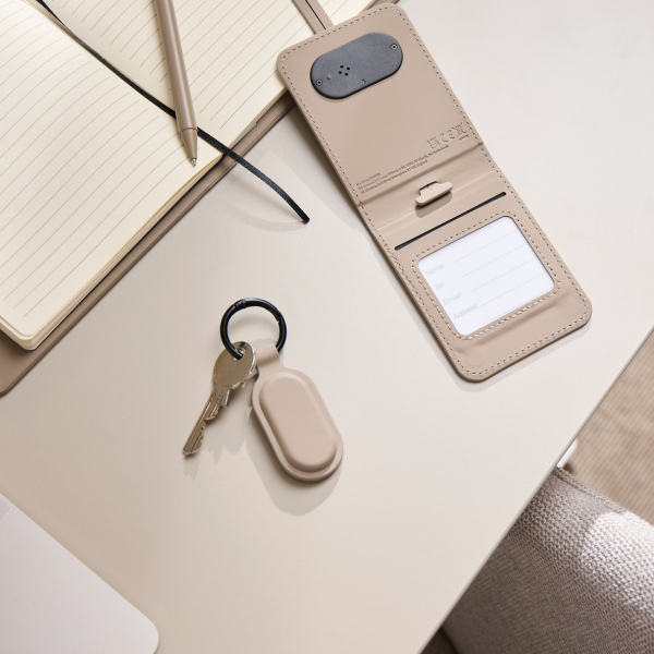 Smart Key Finder "VINGA Baltimore" (Optional Engraving Available at an Additional Cost)