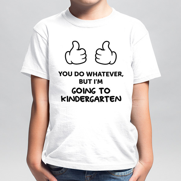 Kids' T-shirt "Going to kindergarten"