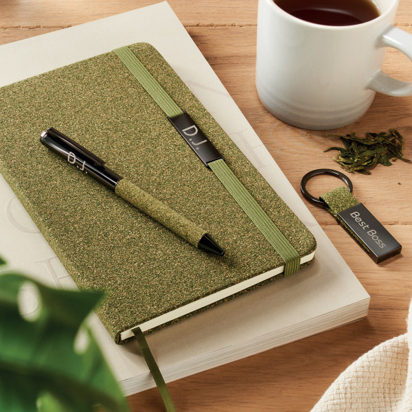 Luxury Writing Set "Best Boss" with Custom Initials Luxury Writing Set "Best Boss" with Custom Initials