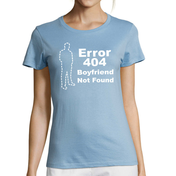 Women's T-shirt "Boyfriend not found"