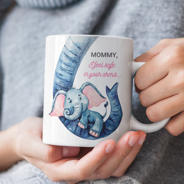 Mug "In mommy's arms"