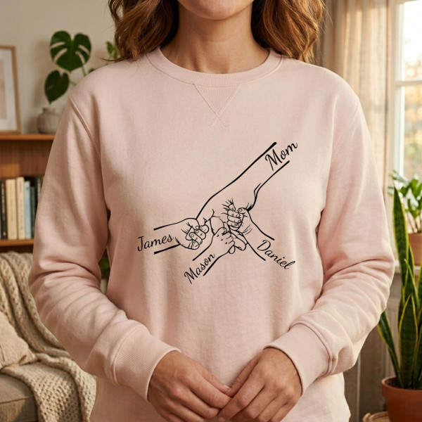 Pastel sweatshirt "Mom and Children" with chosen children’s names