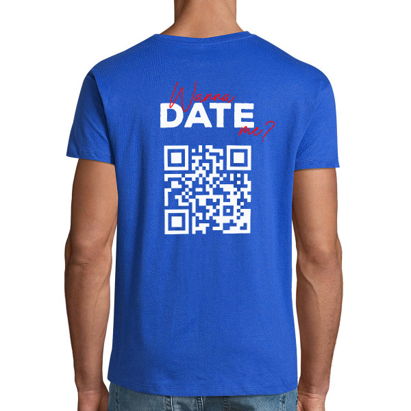 T-shirt "Wanna date me?" with a personalized QR code