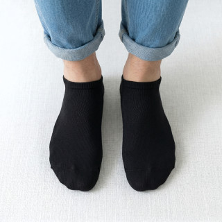 Men's short socks without print