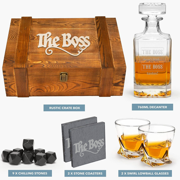 Whiskey set in a wooden box "TORNADO - for the best boss" Whiskey set in a wooden box "TORNADO - for the best boss"