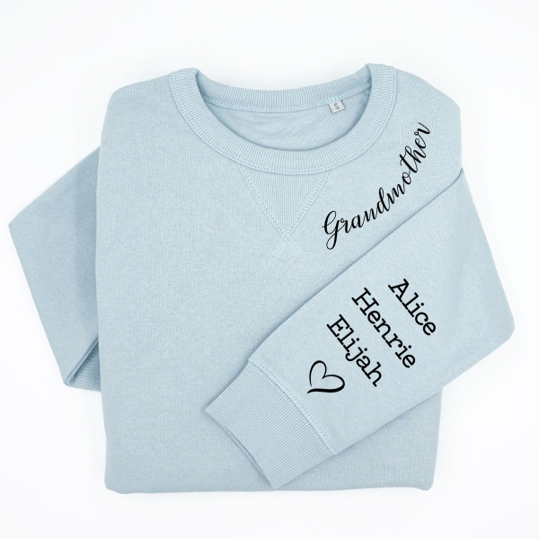 Women's pastel "Sully" sweatshirt "Grandmother" with children's names on the sleeve Women's pastel "Sully" sweatshirt "Grandmother" with children's names on the sleeve