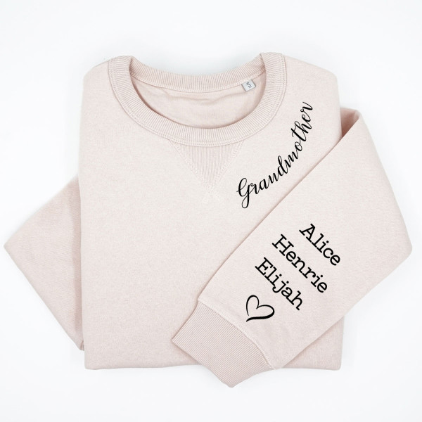 Women's pastel "Sully" sweatshirt "Grandmother" with children's names on the sleeve Women's pastel "Sully" sweatshirt "Grandmother" with children's names on the sleeve